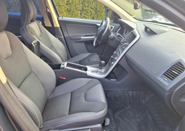 Volvo XC 60 cena 53900 przebieg: 221300, rok produkcji 2009 z Łowicz małe 37